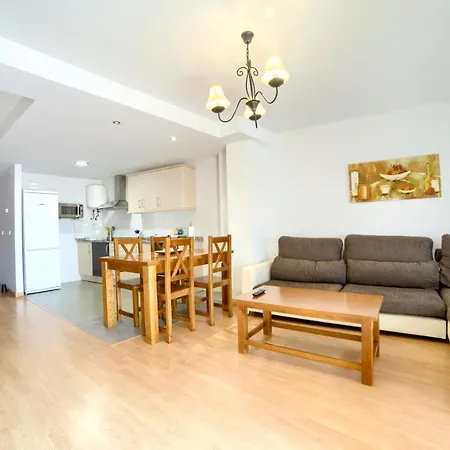 Apartment With 2 Bedrooms In Gudar With Wonderful Mountain View Balcony And Wifi Appartement