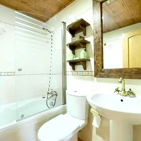 Apartment With 2 Bedrooms In Gudar With Wonderful Mountain View Balcony And Wifi Appartement *